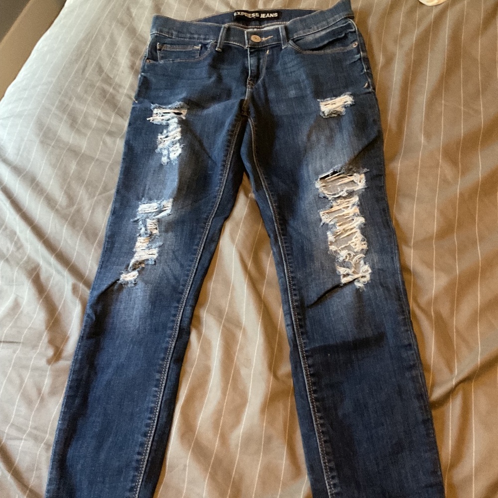Women’s mid rise, legging jeans